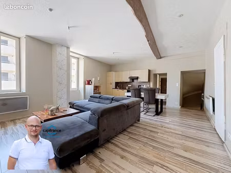 immeuble 6 pièces 134 m²