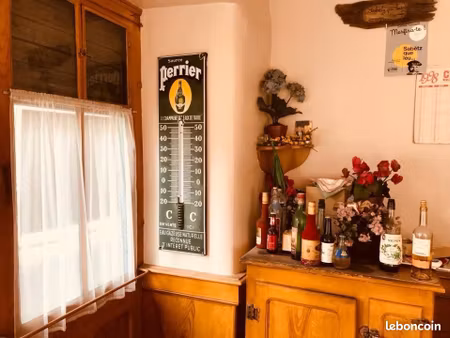 gérance libre – cave à vin  cave à manger et bar à vins à saint geniez d'olt (12)