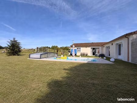 maison 6 pièces 180 m²