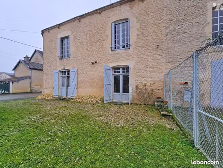 maison 3 pièces 136 m²