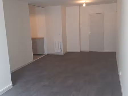 ? à louer – appartement t2 de 51 m² – résidence seniors saint-bonnet ?