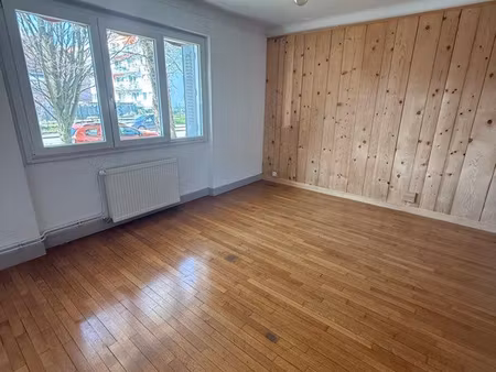 appartement t3 parking cave et grenier