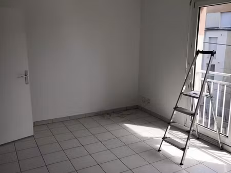 studio 25 m2 à villeparisis