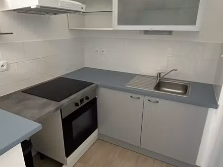 à louer appartement centre bourg de pipriac