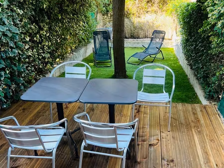 magnifique appart avec jardin en bord de mer