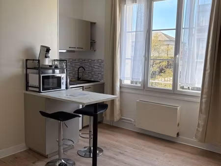 charmant studio location meublée