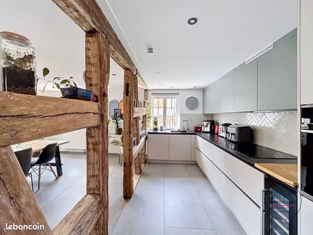 maison de ville 4 pièces 104 m²