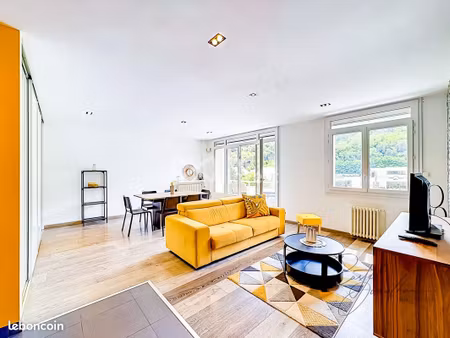 appartement 3 pièces 75 m²