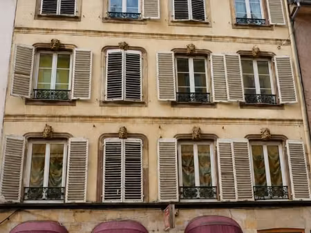 local commercial 71 m²