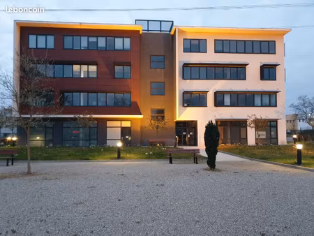 bureaux 85 m2 saint priest