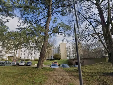 parking 5 m² cergy