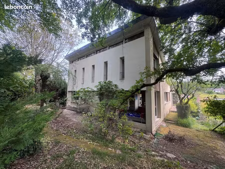 maison 7 pièces 204 m²