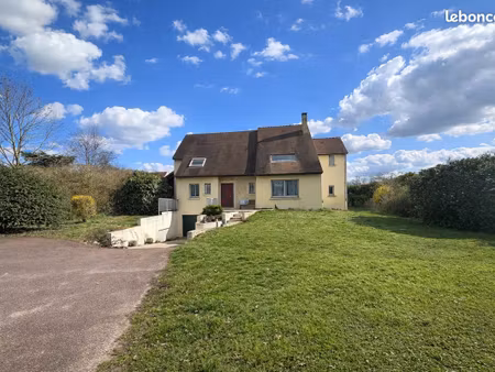 maison 7 pièces 230 m²