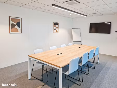 bureau privé à louer pour 4 personnes à bourges  charles pathé bourges