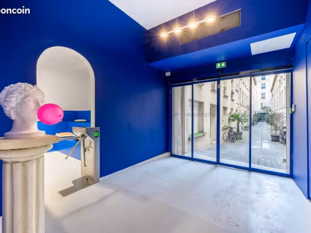 bureaux 458 m²