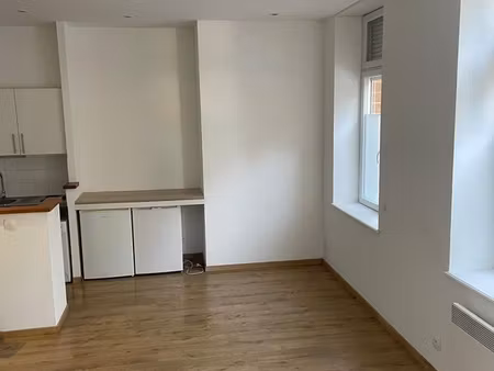 lille – vauban / cormontaigne – appartement t2 avec parking – 175 000