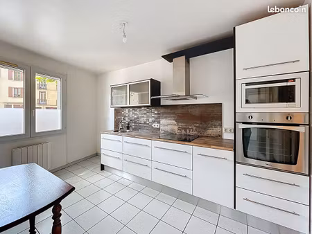 appartement 3 pièces 76 m²