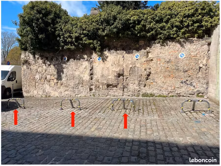 place de parking dans la vieille ville