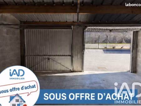 parking/box 37 m² aiton