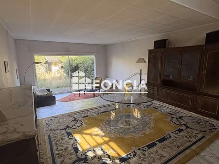 echoppe de 125 m2 habitables avec jardin de 75 m2