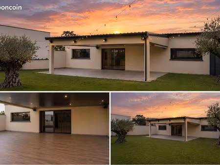 local commercial 240 m² sur 2 niveaux + réserve 90 m² + jardin et terrasse