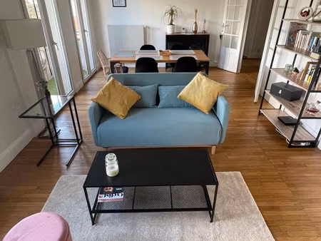 appartement lumineux 3 pièces avec balcon  cave et garage – idéal colocation ou jeunes act