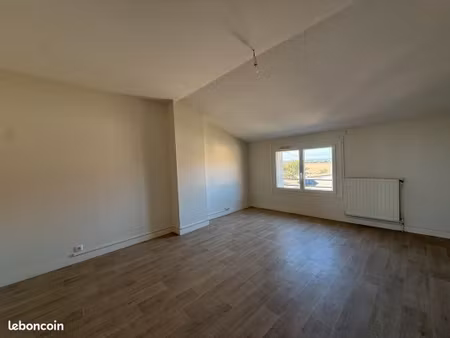 maison 4 pièces 109 m2 avec jardin - 690e