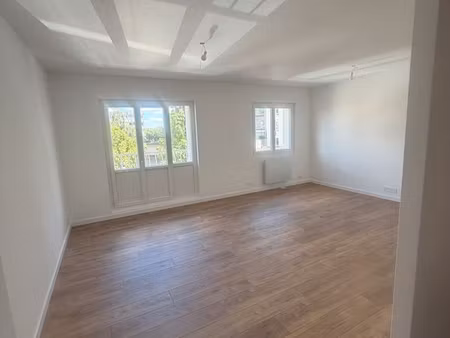 t3 - chamalières - rénové & isolé - stationnement