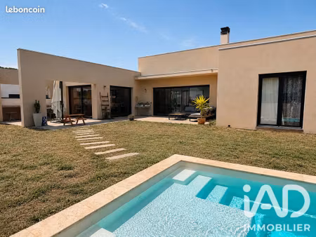 villa 4 pièces 141 m²
