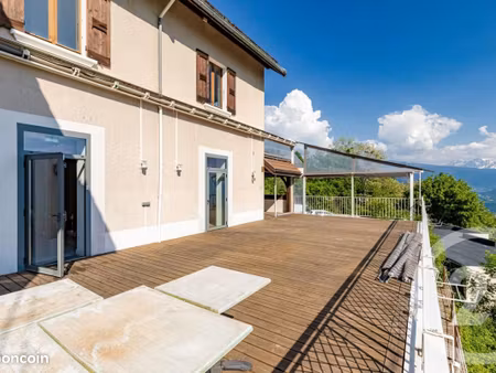 commerce bar 280 m²