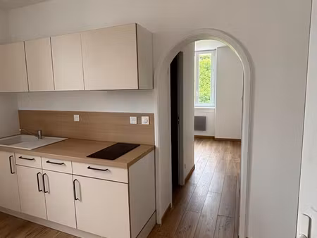 appartement non meublé à alès