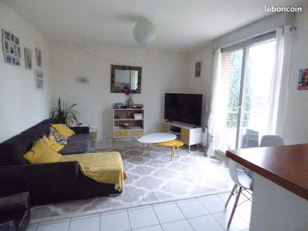 f4 residence avec piscine