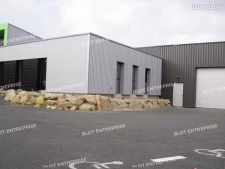 local d'activité 500 m²
