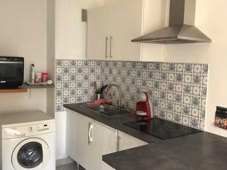 studio 1 pièce 30 m²