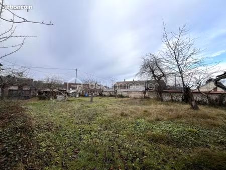 terrain 900 m² saint pierre les elbeuf