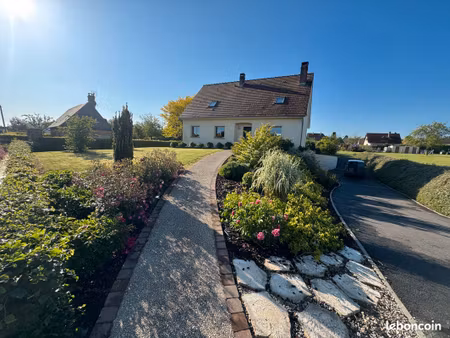 maison 5 pieces de 153.74m² avec tres jolie jardin
