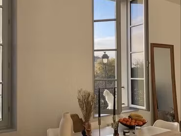 bel appartement t3 rénové dans immeuble avec cachet