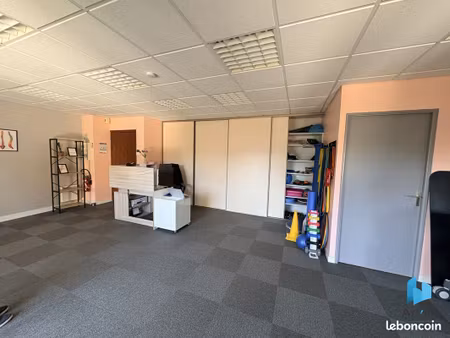 bureaux 61 m² le mans