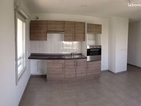 appartement t2 bbc 40m² vaulx en velin