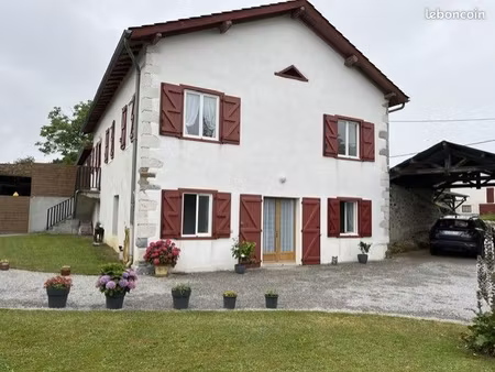 maison à gabat 64120