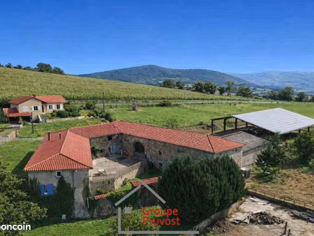 propriété 4 pièces 180 m²