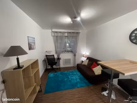 studio meublé