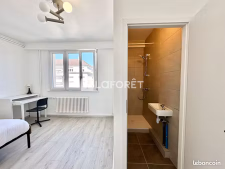 appartement 1 pièce 14 m²