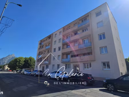 appartement 3 pièces 53 m²