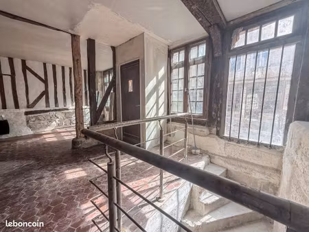 boutique 91 m² rouen