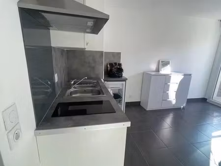 studio 1 pièce 25 m²