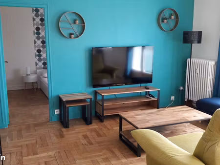 limoges - t3 meublé  équipé 63m2 idéal pour 2 personnes (2 ch.) - proche universités et du