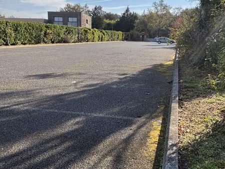 local 800 m² mérignac