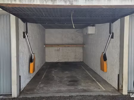 garage - location