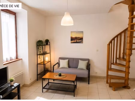 t2 duplex meublé